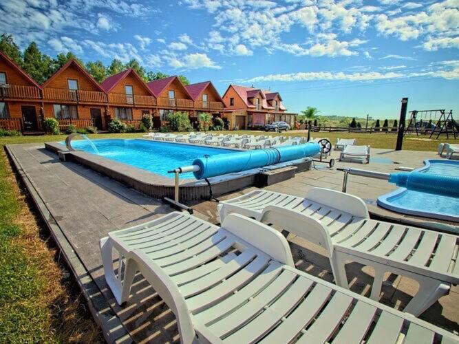 Holiday Resort With Pool, Jaroslawiec Exterior photo